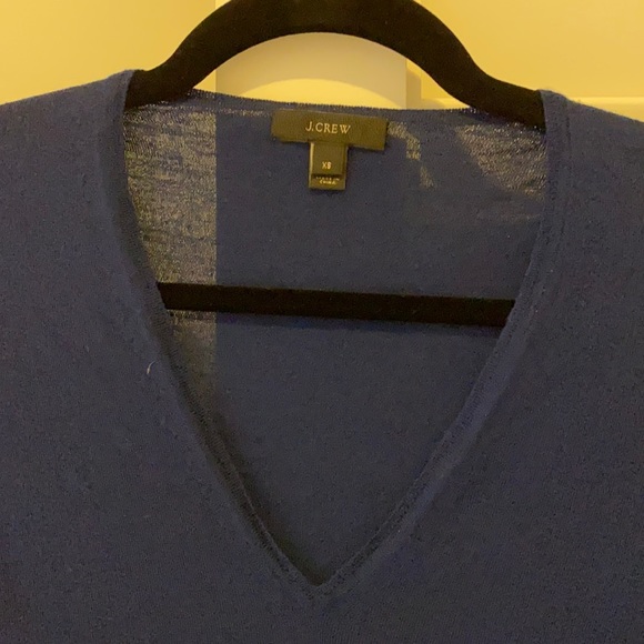 jcrew navy v neck sweater xs - Picture 2 of 3